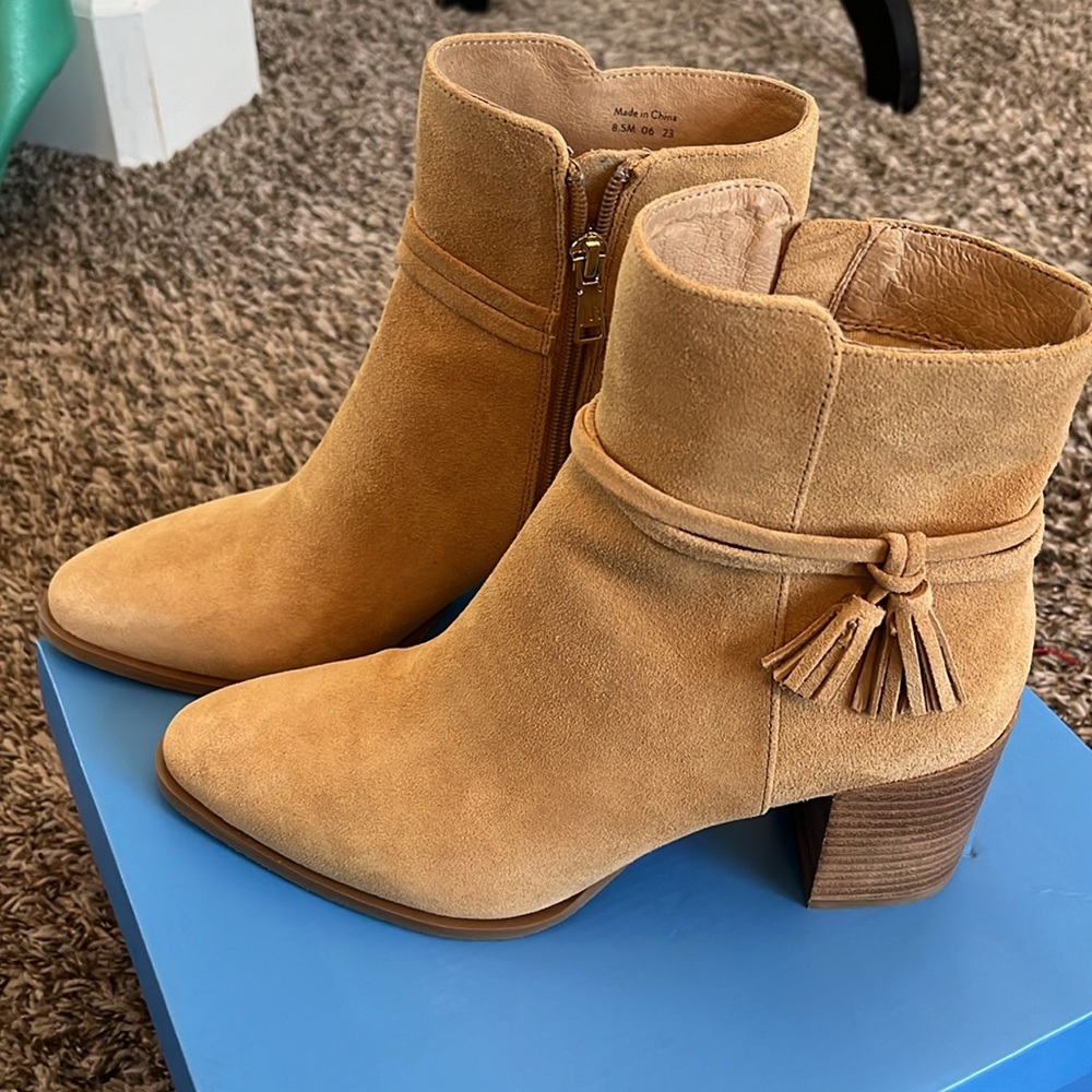 LAST CHANCE! Jack Rogers Camel Suede Bootie with Tassel.LAST CHANCE